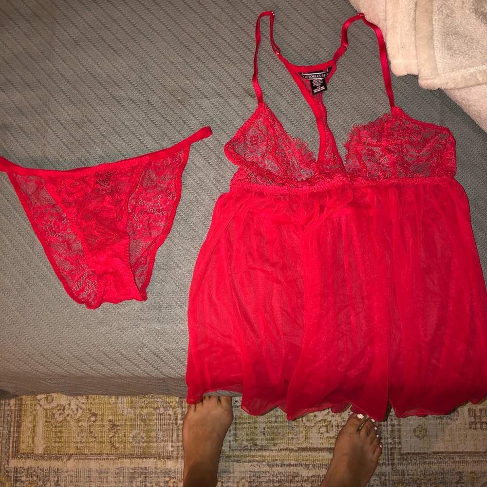 COPY - Victoria’s Secret lingerie set hot red!!